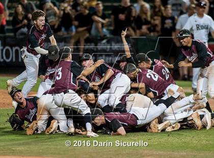 Thumbnail 2 in Mountain Ridge vs. Hamilton (AIA D1 Final) photogallery.