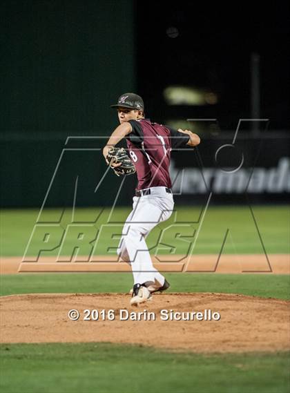 Thumbnail 1 in Mountain Ridge vs. Hamilton (AIA D1 Final) photogallery.