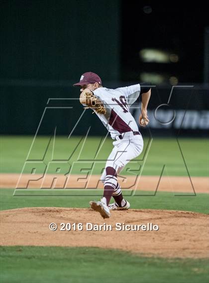 Thumbnail 2 in Mountain Ridge vs. Hamilton (AIA D1 Final) photogallery.