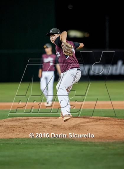 Thumbnail 2 in Mountain Ridge vs. Hamilton (AIA D1 Final) photogallery.