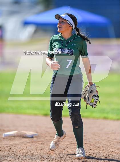 Thumbnail 3 in Granada Hills Charter vs. Mission Viejo photogallery.