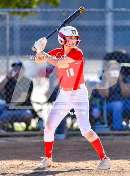 Thumbnail 3 in Granada Hills Charter vs. Mission Viejo photogallery.
