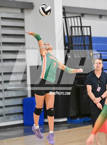 Thumbnail 2 in Thatcher vs. Earl Marriott (Canada) - (Nike TOC Southwest) photogallery.