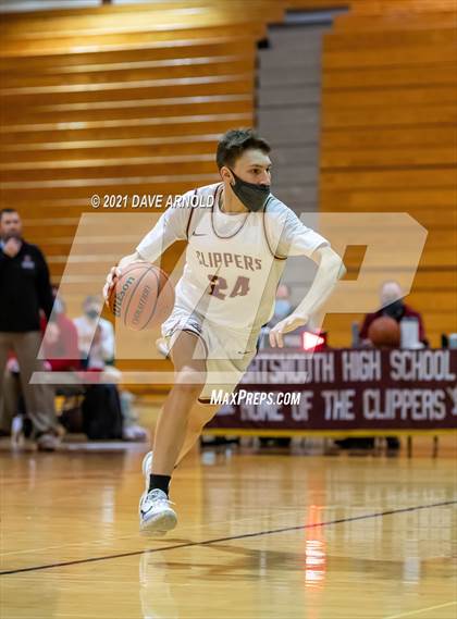 Thumbnail 2 in Spaulding vs. Portsmouth (NHIAA Division 1 Preliminary Round) photogallery.
