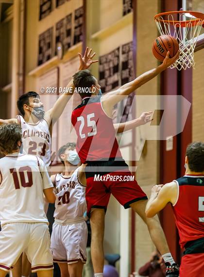 Thumbnail 3 in Spaulding vs. Portsmouth (NHIAA Division 1 Preliminary Round) photogallery.