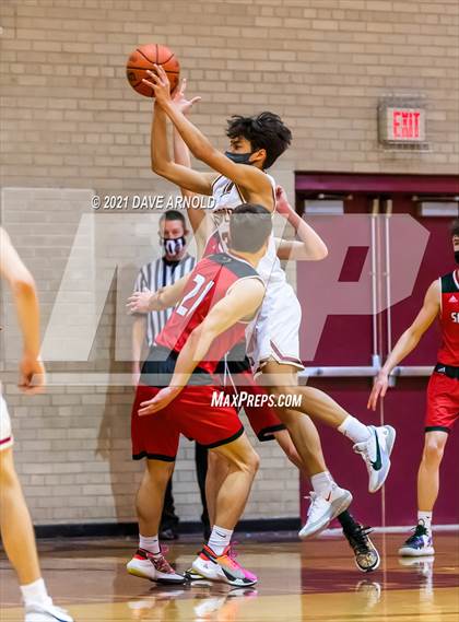 Thumbnail 2 in Spaulding vs. Portsmouth (NHIAA Division 1 Preliminary Round) photogallery.
