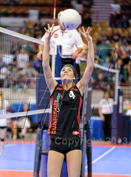 Thumbnail 3 in Gunnison vs. Sterling (CHSAA 3A Pool III) photogallery.