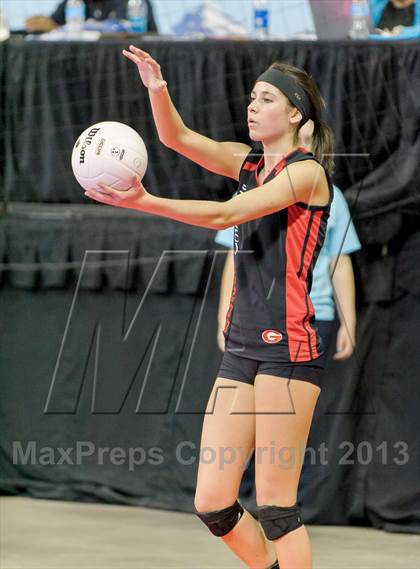 Thumbnail 2 in Gunnison vs. Sterling (CHSAA 3A Pool III) photogallery.