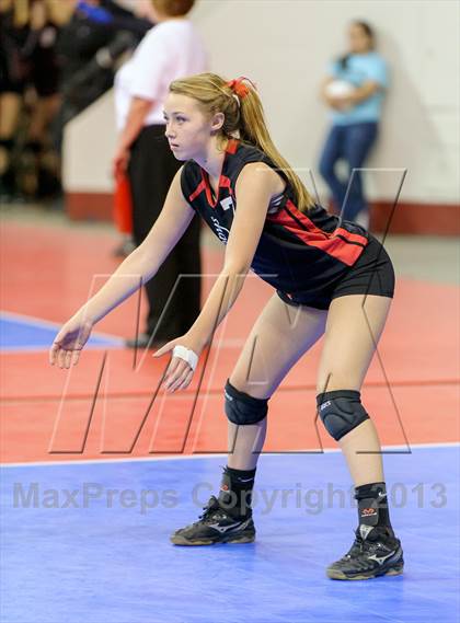 Thumbnail 3 in Gunnison vs. Sterling (CHSAA 3A Pool III) photogallery.