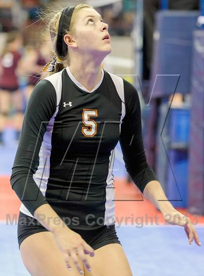 Thumbnail 1 in Gunnison vs. Sterling (CHSAA 3A Pool III) photogallery.