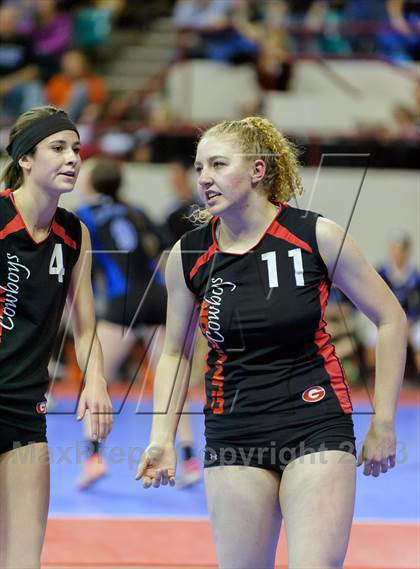 Thumbnail 2 in Gunnison vs. Sterling (CHSAA 3A Pool III) photogallery.