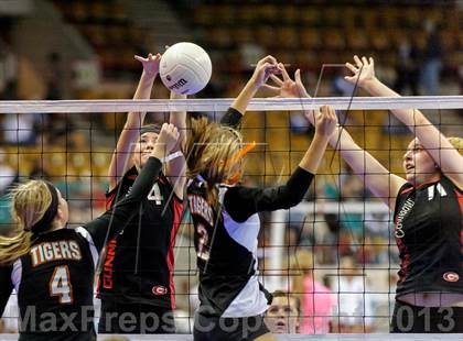 Thumbnail 1 in Gunnison vs. Sterling (CHSAA 3A Pool III) photogallery.
