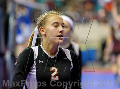 Thumbnail 1 in Gunnison vs. Sterling (CHSAA 3A Pool III) photogallery.