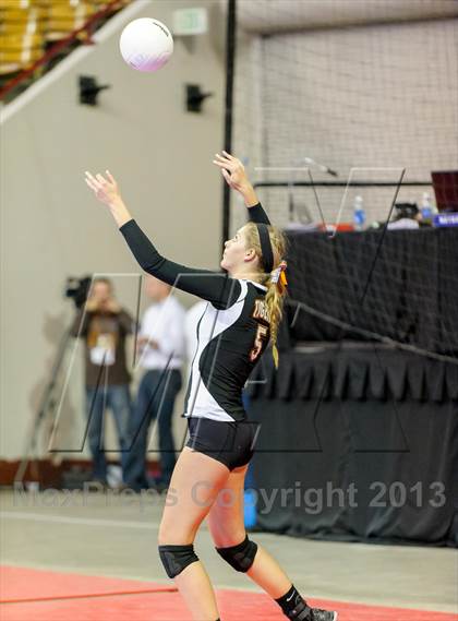 Thumbnail 2 in Gunnison vs. Sterling (CHSAA 3A Pool III) photogallery.