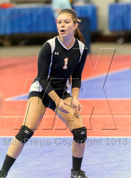 Thumbnail 3 in Gunnison vs. Sterling (CHSAA 3A Pool III) photogallery.