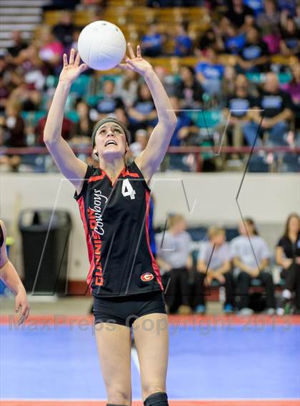 Thumbnail 3 in Gunnison vs. Sterling (CHSAA 3A Pool III) photogallery.