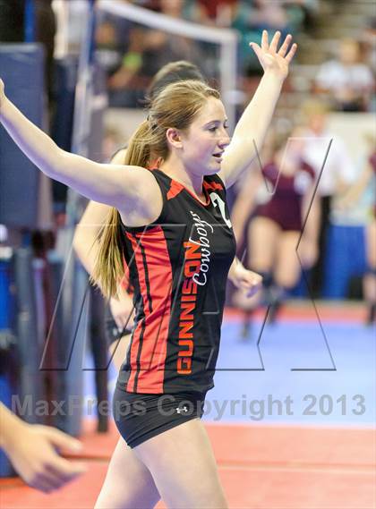 Thumbnail 1 in Gunnison vs. Sterling (CHSAA 3A Pool III) photogallery.