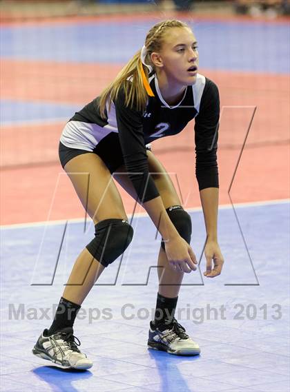 Thumbnail 3 in Gunnison vs. Sterling (CHSAA 3A Pool III) photogallery.