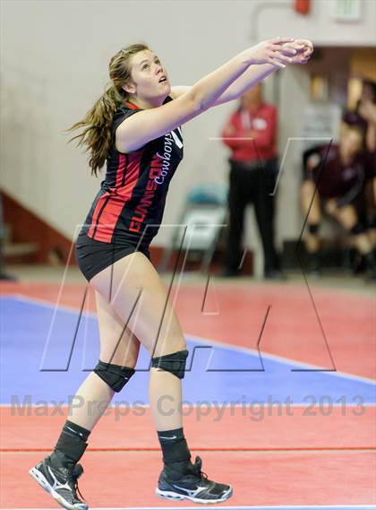 Thumbnail 3 in Gunnison vs. Sterling (CHSAA 3A Pool III) photogallery.