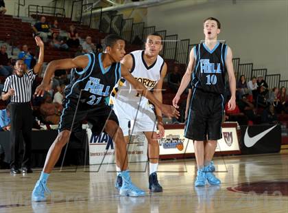 Thumbnail 1 in JW North vs. Foothill (MaxPreps Holiday Classic) photogallery.