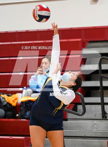 Thumbnail 2 in Liberty Charter vs Canyon Hills (Monte Vista Invitational) photogallery.