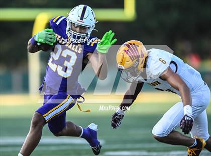Thumbnail 2 in Davison vs. De La Salle Collegiate photogallery.