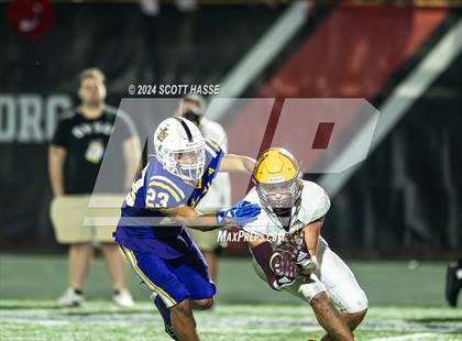 Thumbnail 2 in Davison vs. De La Salle Collegiate photogallery.
