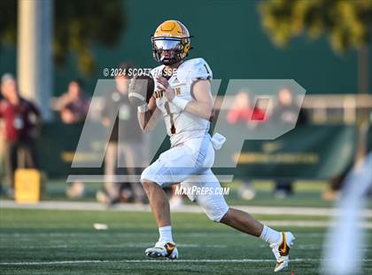 Thumbnail 1 in Davison vs. De La Salle Collegiate photogallery.