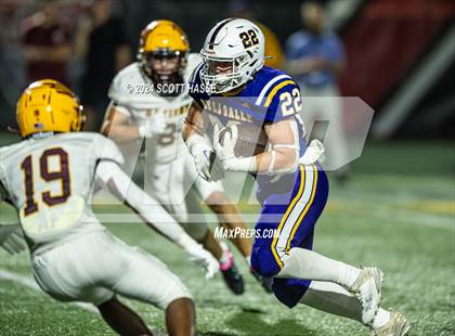Thumbnail 1 in Davison vs. De La Salle Collegiate photogallery.