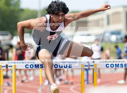 Thumbnail 1 in Suffolk County Section XI State Qualifier photogallery.