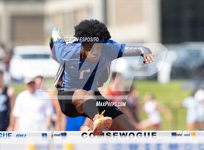 Thumbnail 1 in Suffolk County Section XI State Qualifier photogallery.