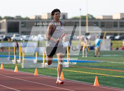 Thumbnail 1 in Suffolk County Section XI State Qualifier photogallery.