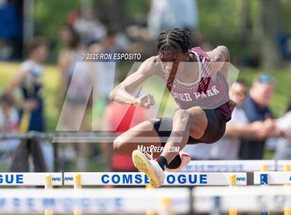 Thumbnail 3 in Suffolk County Section XI State Qualifier photogallery.