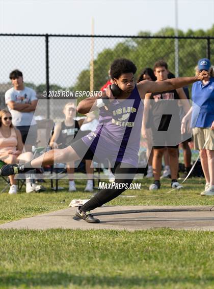 Thumbnail 2 in Suffolk County Section XI State Qualifier photogallery.