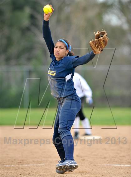 Thumbnail 1 in Armijo vs. Inderkum (Victory Pre-Season T.O.C.) photogallery.