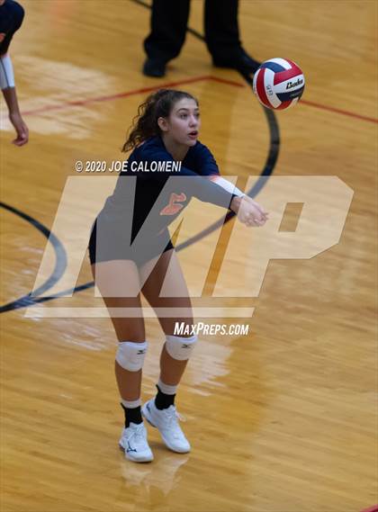 Thumbnail 3 in Churchill vs Brandeis photogallery.
