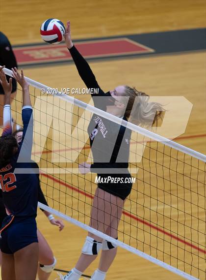 Thumbnail 2 in Churchill vs Brandeis photogallery.