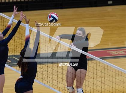 Thumbnail 3 in Churchill vs Brandeis photogallery.