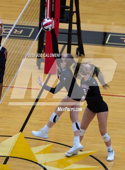 Thumbnail 3 in Churchill vs Brandeis photogallery.