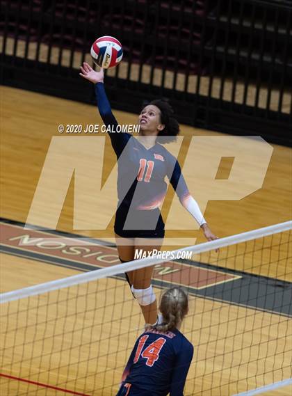 Thumbnail 3 in Churchill vs Brandeis photogallery.