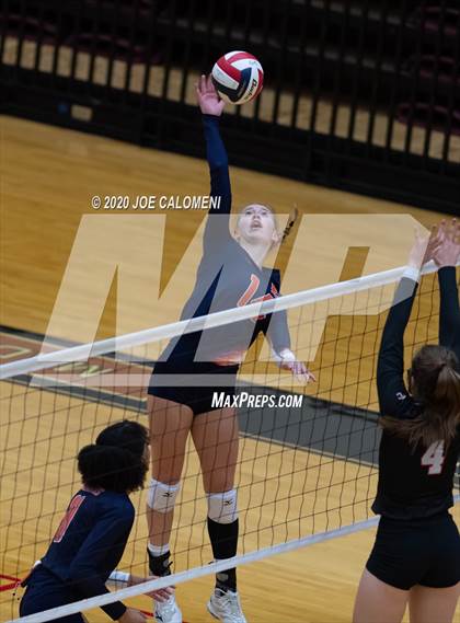 Thumbnail 3 in Churchill vs Brandeis photogallery.