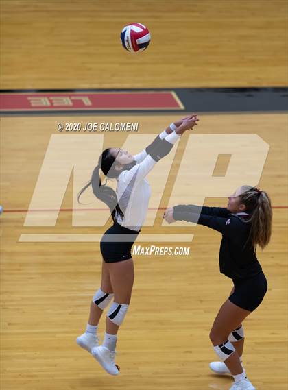 Thumbnail 3 in Churchill vs Brandeis photogallery.