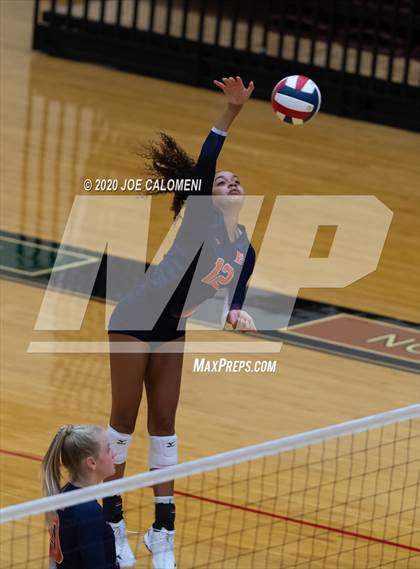 Thumbnail 3 in Churchill vs Brandeis photogallery.