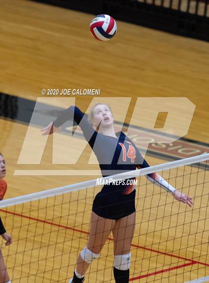 Thumbnail 3 in Churchill vs Brandeis photogallery.