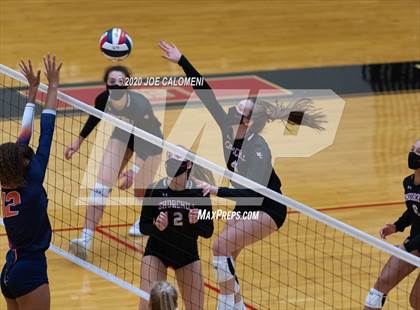 Thumbnail 2 in Churchill vs Brandeis photogallery.