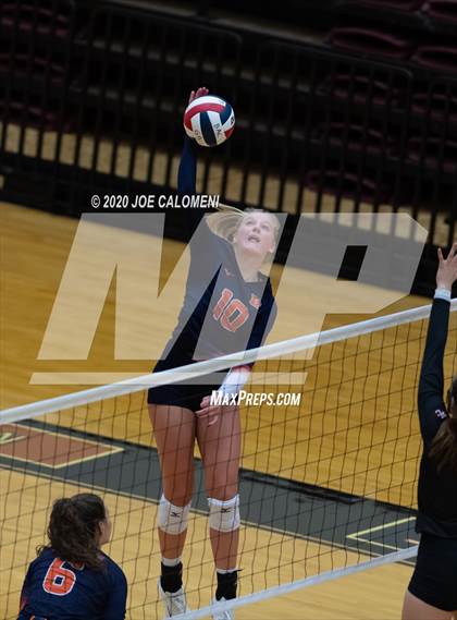 Thumbnail 3 in Churchill vs Brandeis photogallery.