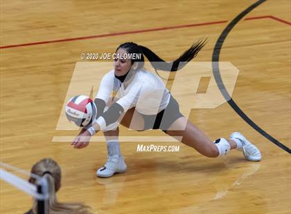 Thumbnail 1 in Churchill vs Brandeis photogallery.