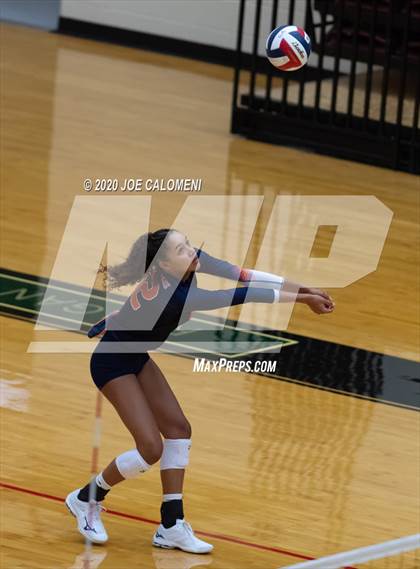 Thumbnail 2 in Churchill vs Brandeis photogallery.