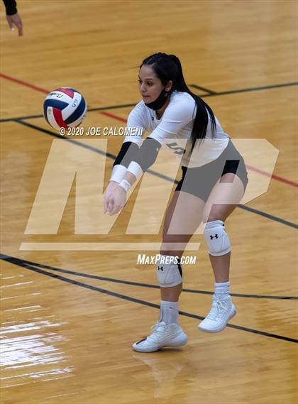 Thumbnail 2 in Churchill vs Brandeis photogallery.