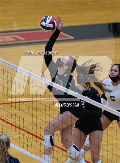 Thumbnail 3 in Churchill vs Brandeis photogallery.